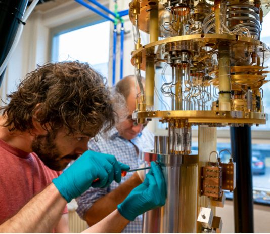 인텔, “구글 축하하지만 스핀 큐빗은 초전도체 큐빗보다 더 좋아”